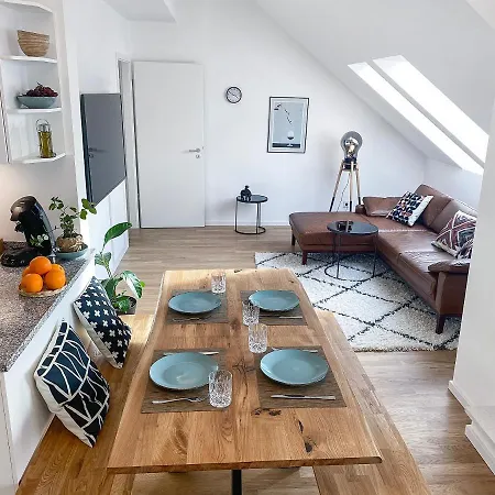 Apartment Modern & Stylisch - Penthouse-feeling Nahe Flughafen Muenchen *