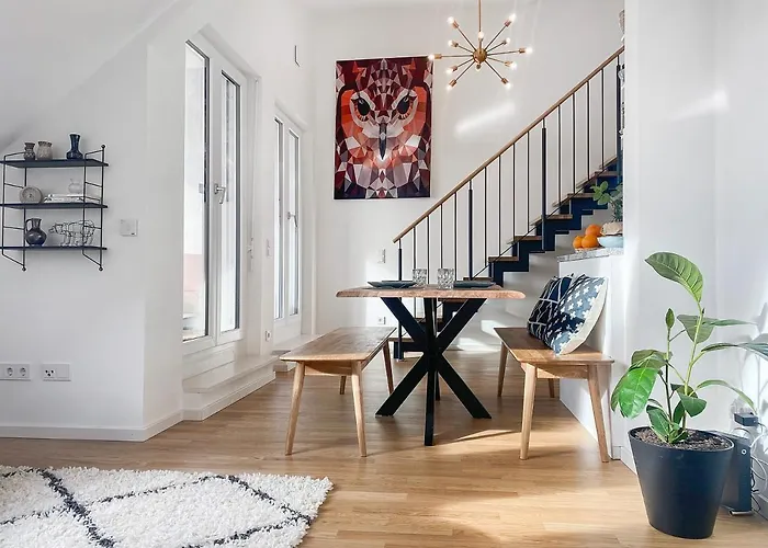 Modern & Stylisch - Penthouse-feeling Nahe Flughafen Muenchen *